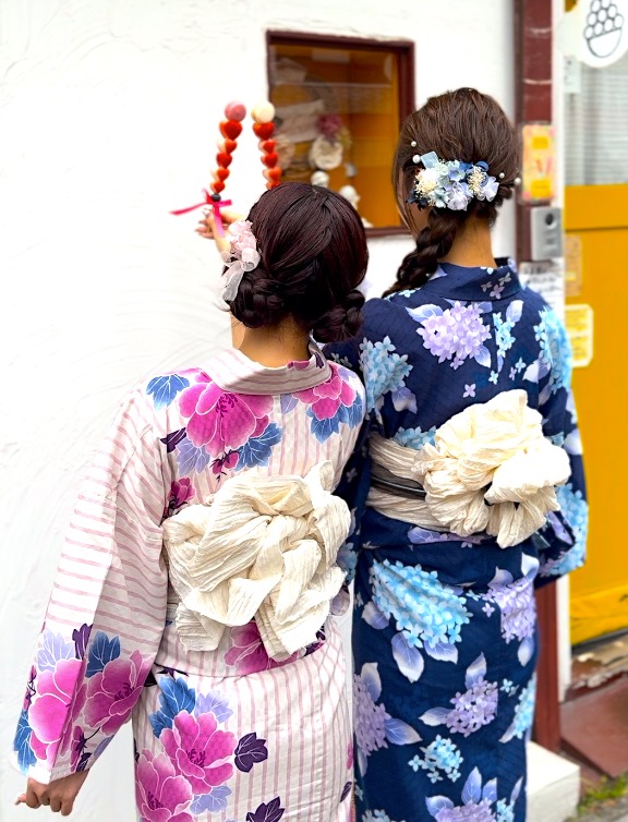 VASARA 着物姿で楽しむ女性ペア