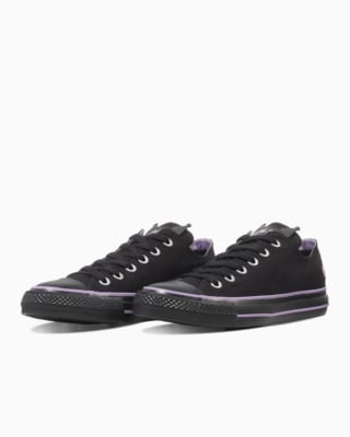 ALL STAR OX /「KUROMI」 斜め前から見たペア