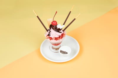 万事屋チョコストロベリーパフェ