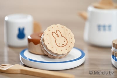 ミッフィーのお顔がプリントされたクッキー