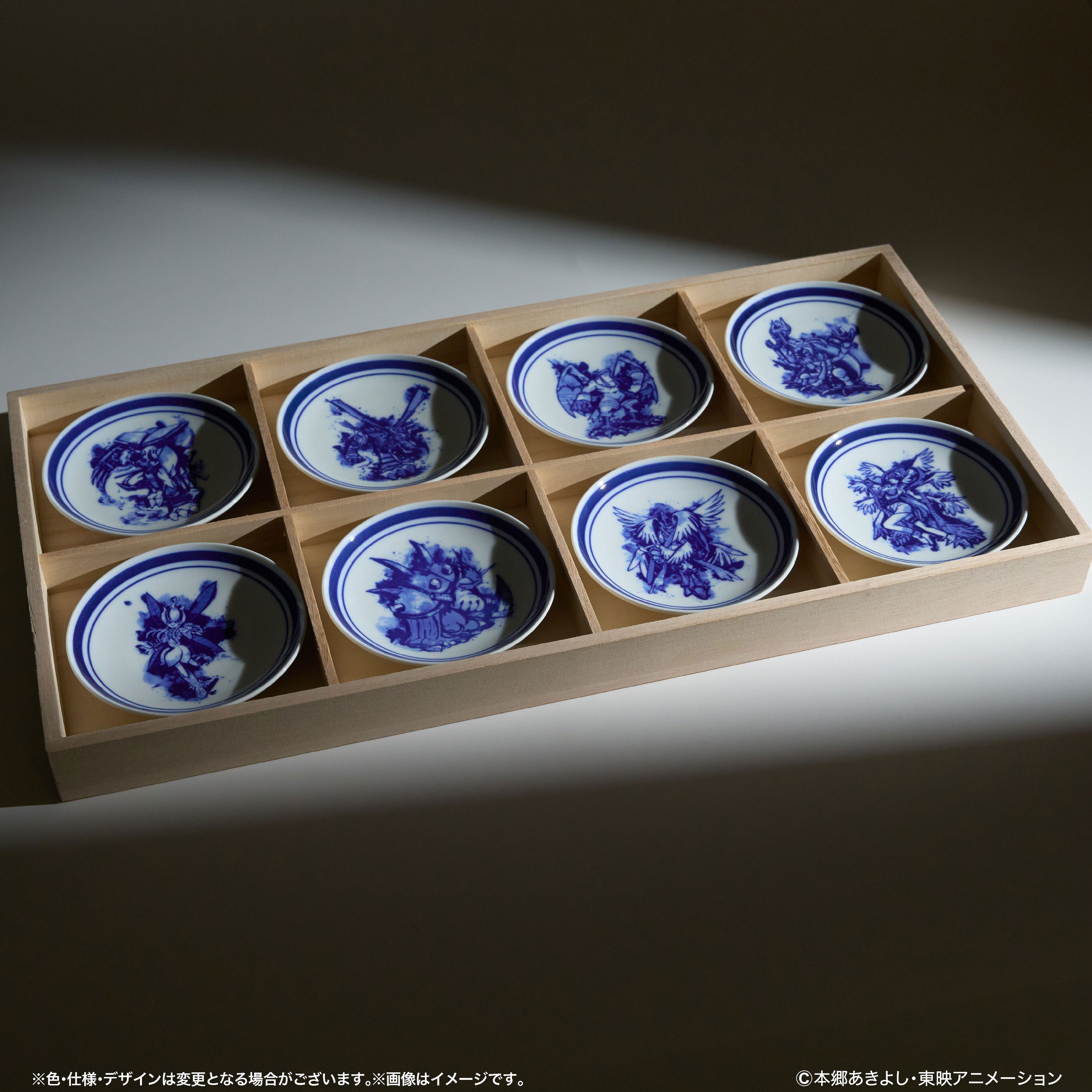 『デジモンアドベンチャー』× 伝統工芸「有田焼」パートナーデジモンたちを描いた「有田焼 豆皿8枚セット（特製木箱入り）」が限定300セットで登場！ 画像2
