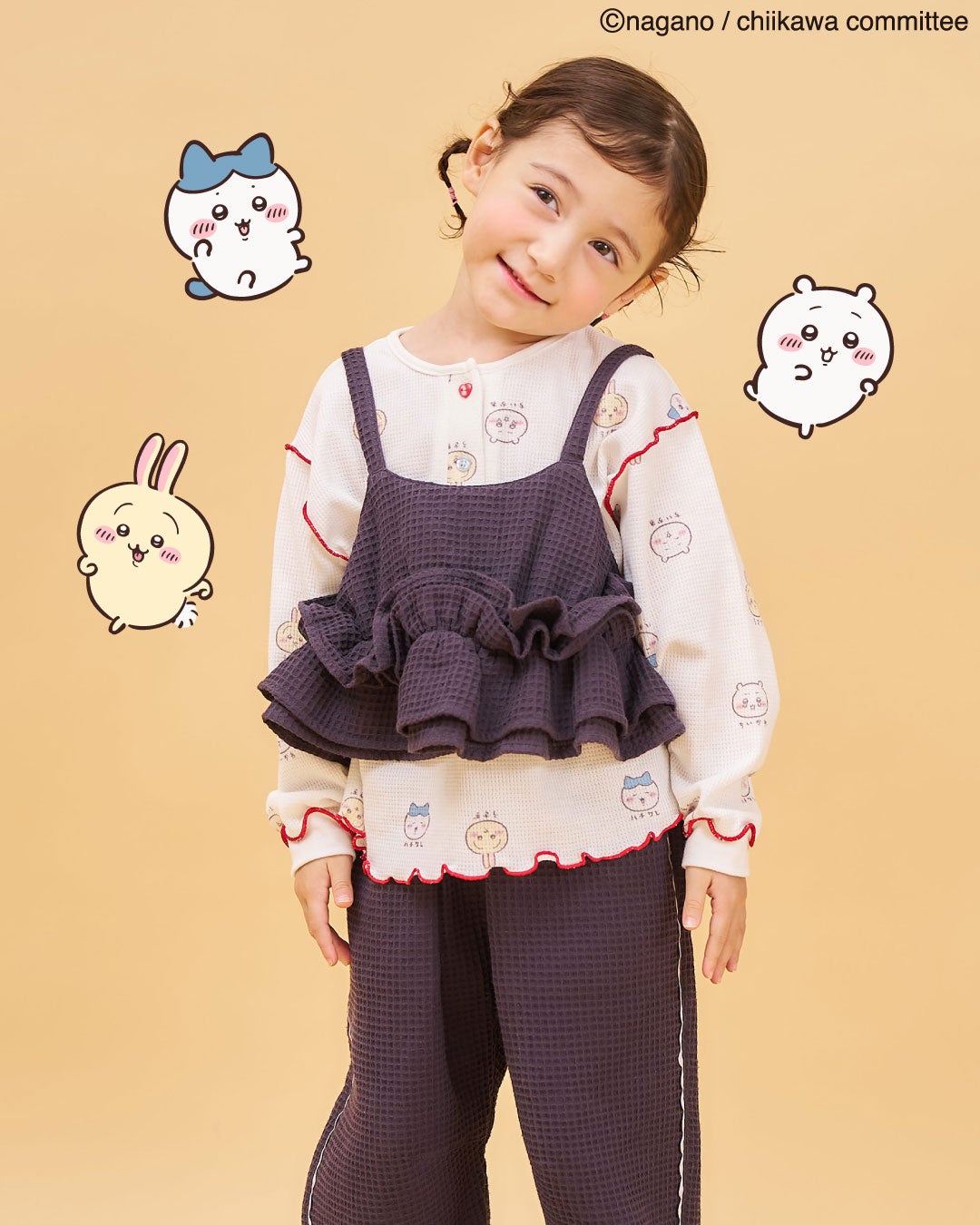 アニメちいかわワッフルヘンリーネックTシャツ
