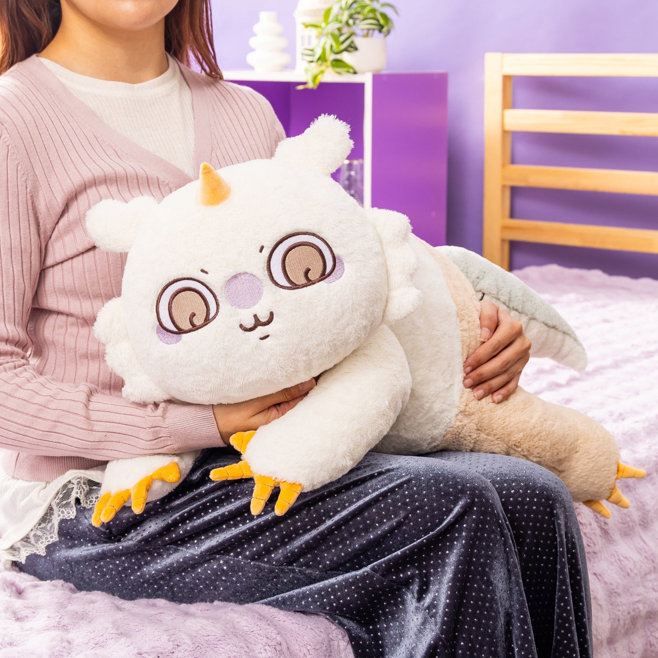 『まじかるちいかわ ふんわりもっちり ごろりん抱きぬいぐるみ』イメージ画像3