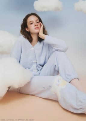 【gelato pique】ベビモコジャガードカーディガン ￥13,420【gelato pique】ベビモコジャガードプルオーバー＆ロングパンツセット(パンツのみ着用）￥17,490
