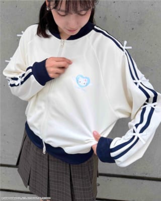 AS KNOW AS plusから『サンリオキャラクターズ』のトラックジャケットが登場 画像2